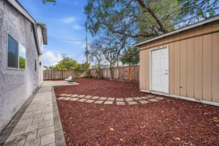 1952 Eisenhower Dr, Santa Clara, CA 95054 - Photo 44