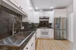 153 N San Mateo Dr 204, San Mateo, CA 94401 - Photo 22