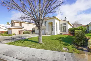 740 Hillock, Hollister, CA 95023 - Photo 1