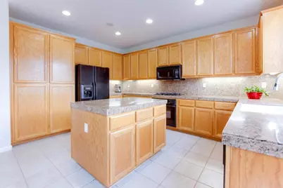 740 Hillock, Hollister, CA 95023 - Photo 16