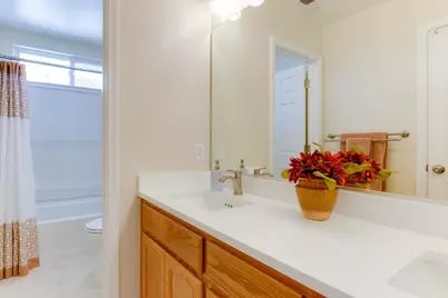 740 Hillock, Hollister, CA 95023 - Photo 28