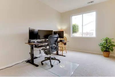 740 Hillock, Hollister, CA 95023 - Photo 24