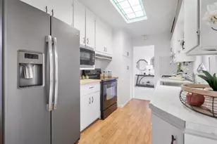 1027 Crestview Dr, Millbrae, CA 94030 - Photo 8