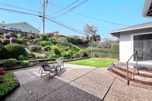 1027 Crestview Dr, Millbrae, CA 94030 - Photo 12