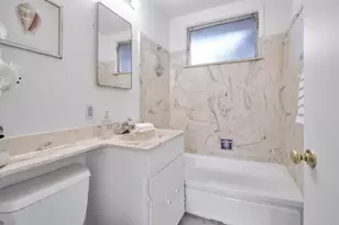 1027 Crestview Dr, Millbrae, CA 94030 - Photo 12