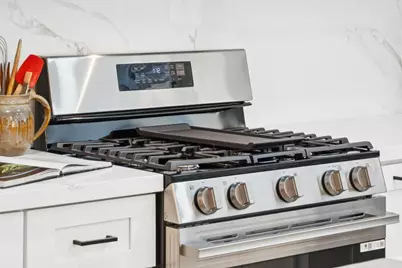 1276 Laurel Hill Dr, San Mateo, CA 94402 - Photo 12