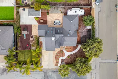 21060 Tulita Ct, Cupertino, CA 95014 - Photo 48