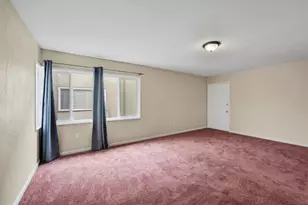 6928 Fresno St, Oakland, CA 94605 - Photo 6