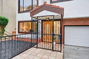 72 Cresta Vista Dr, San Francisco, CA 94127 - Photo 16