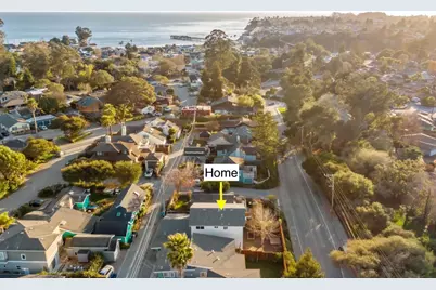 404 Monterey Ave, Capitola, CA 95010 - Photo 8