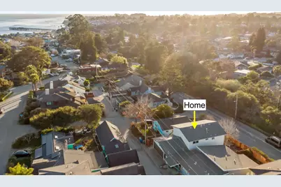404 Monterey Ave, Capitola, CA 95010 - Photo 2