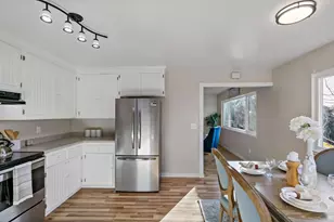 404 Monterey Ave, Capitola, CA 95010 - Photo 22