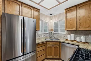 1292 Foxwood Way, San Jose, CA 95118 - Photo 14