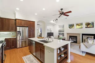 9050 Village View Loop, San Jose, CA 95135 - Photo 14