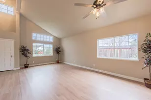 10 Rex Cir, Salinas, CA 93906 - Photo 4