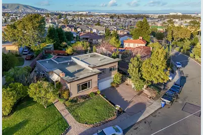 520 Park Blvd, Millbrae, CA 94030 - Photo 2