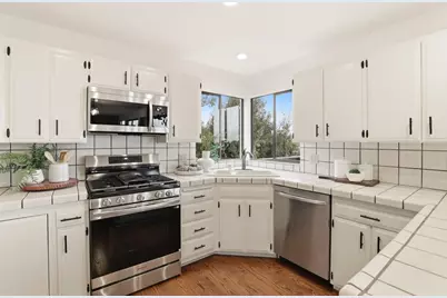 1816 Oak Knoll Dr, Belmont, CA 94002 - Photo 14