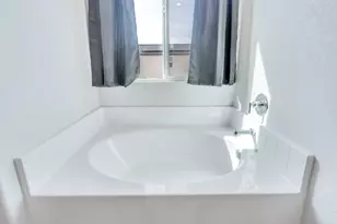 341 Manchester Dr, Los Banos, CA 93635 - Photo 22