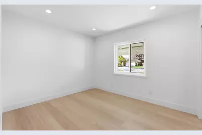 1526 Crespi Dr, San Jose, CA 95129 - Photo 26