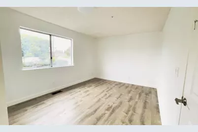 25164 Copa Del Oro Drive Dr 104, Hayward, CA 94545 - Photo 18