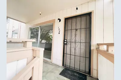 25164 Copa Del Oro Drive Dr 104, Hayward, CA 94545 - Photo 1