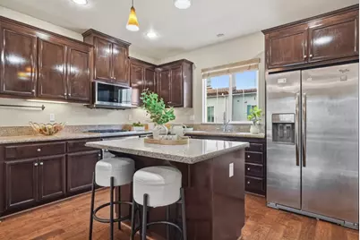 1745 Hillebrant Pl, Santa Clara, CA 95050 - Photo 10