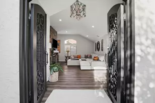 7945 Caledonia Dr, San Jose, CA 95135 - Photo 6