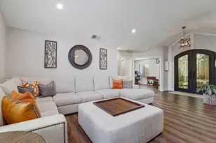 7945 Caledonia Dr, San Jose, CA 95135 - Photo 10
