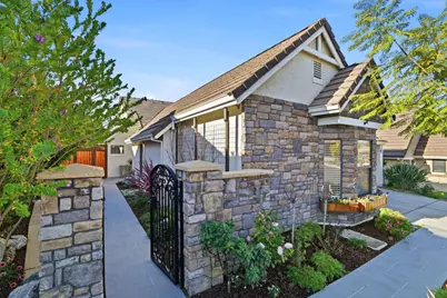 7945 Caledonia Dr, San Jose, CA 95135 - Photo 2