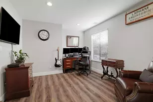 7945 Caledonia Dr, San Jose, CA 95135 - Photo 18