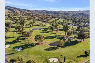 7945 Caledonia Dr, San Jose, CA 95135 - Photo 42