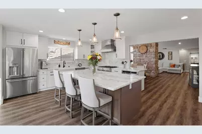 7945 Caledonia Dr, San Jose, CA 95135 - Photo 12