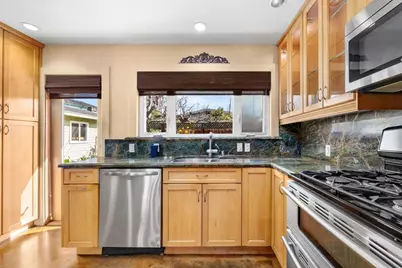 624 Riverview Dr, Capitola, CA 95010 - Photo 20