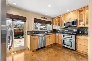 624 Riverview Dr, Capitola, CA 95010 - Photo 18