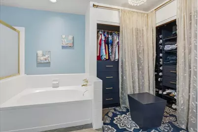 7706 Galloway Dr, San Jose, CA 95135 - Photo 26