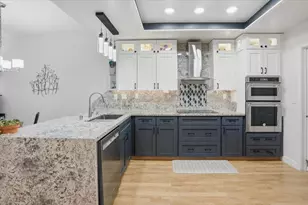 7706 Galloway Dr, San Jose, CA 95135 - Photo 16