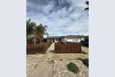 244 Larson Ln, Greenfield, CA 93927 - Photo 1
