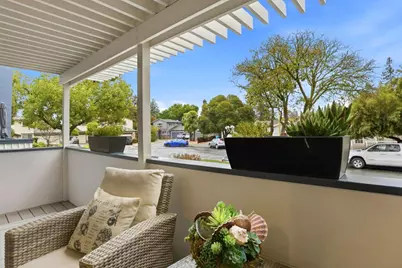 653 Fox Ct, Redwood City, CA 94061 - Photo 30