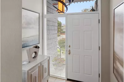 653 Fox Ct, Redwood City, CA 94061 - Photo 2