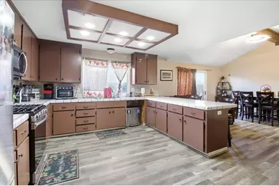 101 Westside Blvd, Hollister, CA 95023 - Photo 8