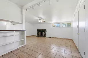 203 W Pearl Ave, Stockton, CA 95207 - Photo 8