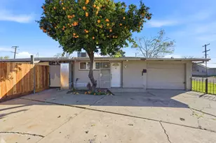 203 W Pearl Ave, Stockton, CA 95207 - Photo 6