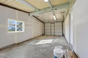 203 W Pearl Ave, Stockton, CA 95207 - Photo 34