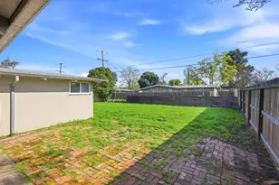203 W Pearl Ave, Stockton, CA 95207 - Photo 36