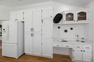 8651 Solera Dr, San Jose, CA 95135 - Photo 12