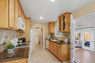 1719 Grizilo Dr, San Jose, CA 95124 - Photo 6