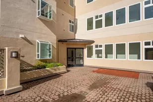 30 Lorton Ave 302, Burlingame, CA 94010 - Photo 2