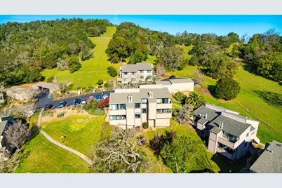 46 Grass Ct, Novato, CA 94949 - Photo 2