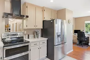 19033 Beatrice Dr, Salinas, CA 93907 - Photo 14