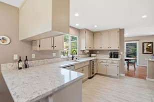 19033 Beatrice Dr, Salinas, CA 93907 - Photo 12